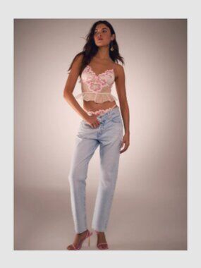 Victoria's Secret Dream Angels Peony Embroidery Flounce Bra Top S V-String S Set